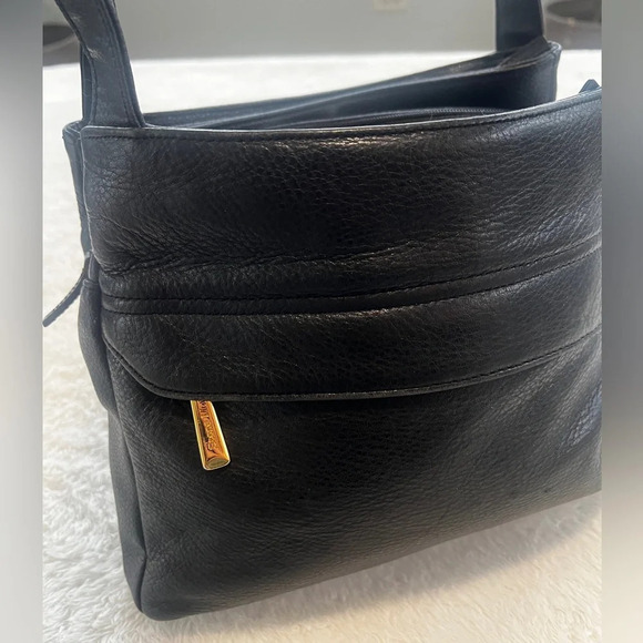 Stone Mountain Blk Leather Triple Zippered Compartments shoulder hobo - Picture 1 of 16